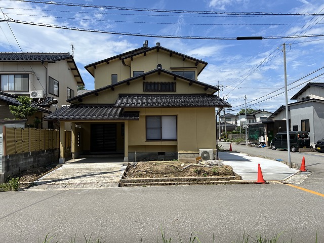 中古戸建　白山市山島台3丁目1980万円